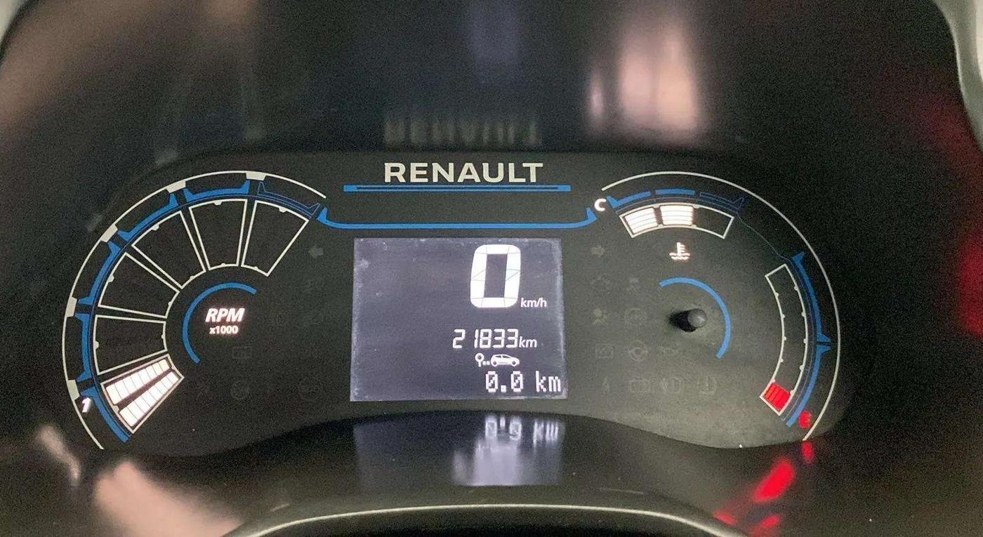2020 Renault TRIBER RXZ, Petrol, Manual, 21,841 km, Odometer Image