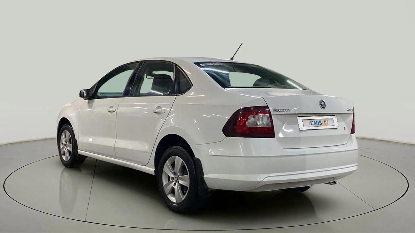 2018 Skoda Rapid AMBITION 1.6 MPI MT, Petrol, Manual, 62,989 km, Left Back Diagonal
