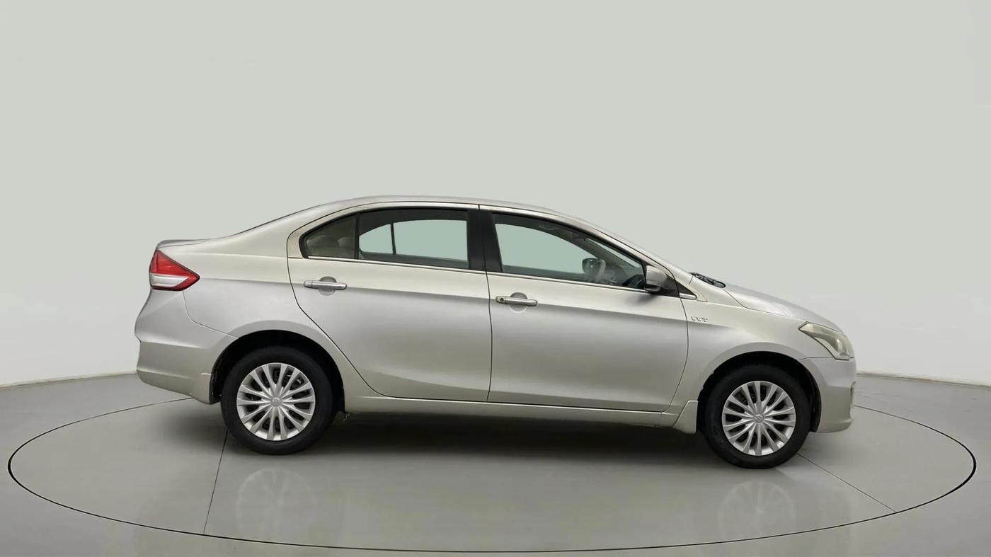 2014 Maruti Ciaz VXI+, Petrol, Manual, 33,001 km, Right Side View