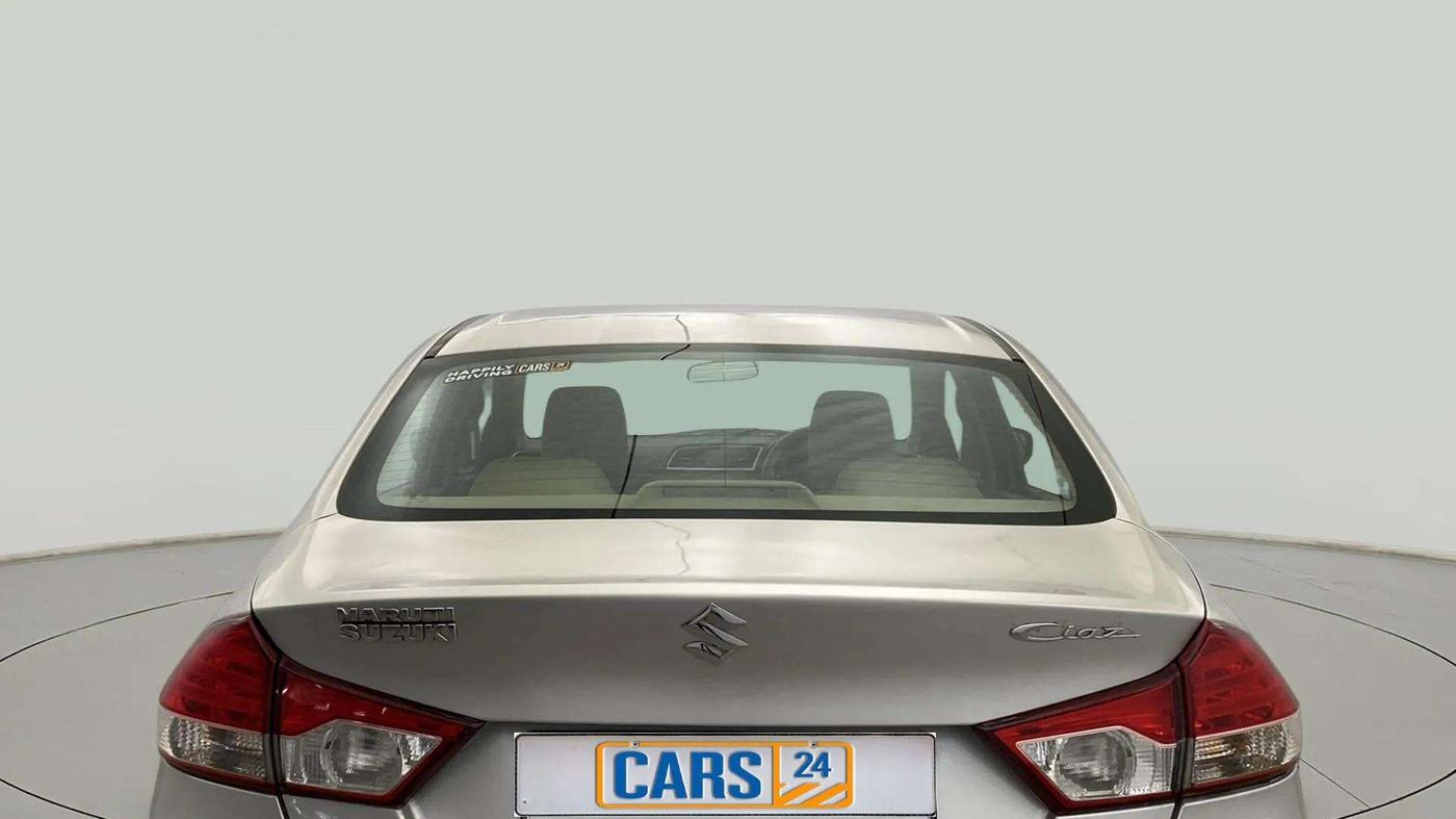 2014 Maruti Ciaz VXI+, Petrol, Manual, 33,001 km, Rear Windshield