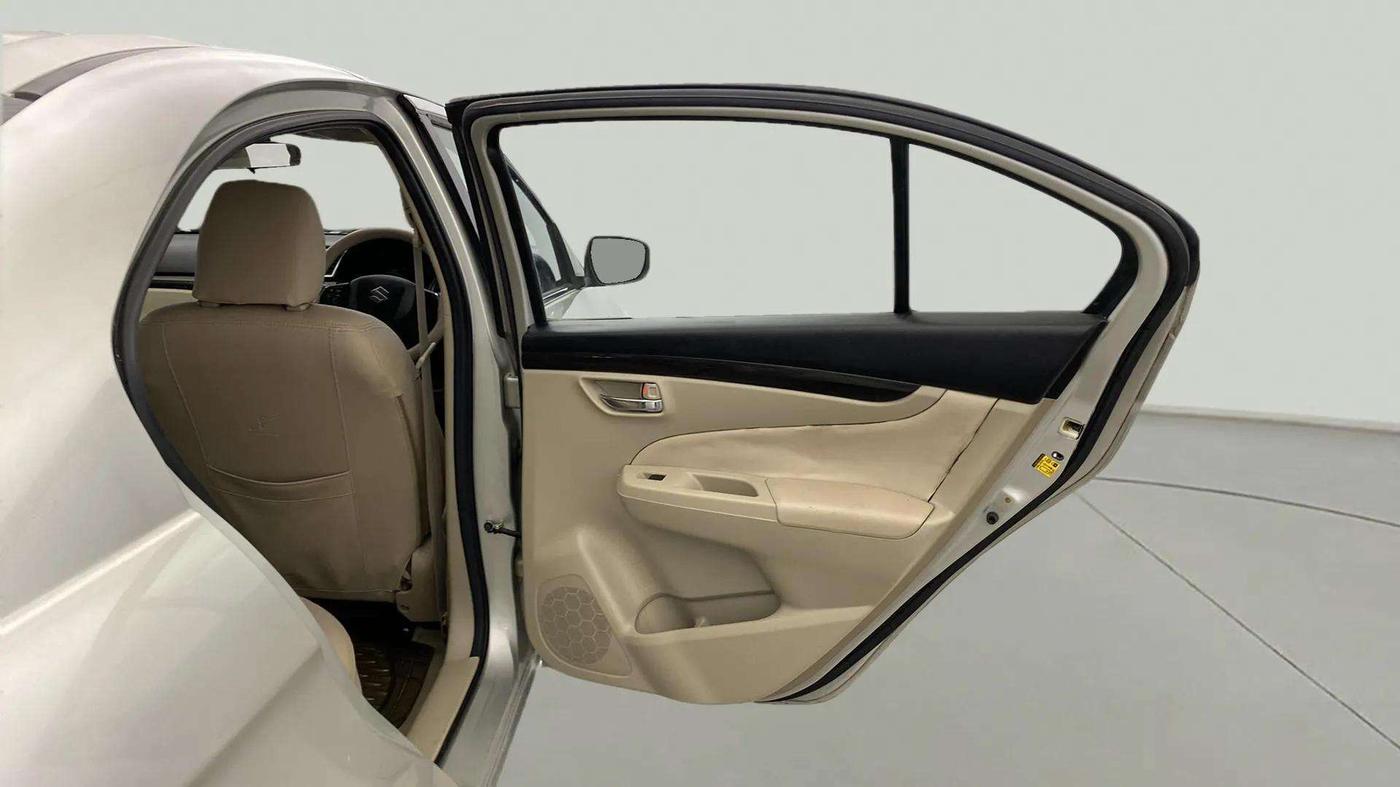 2014 Maruti Ciaz VXI+, Petrol, Manual, 33,001 km, RHS Rear Door