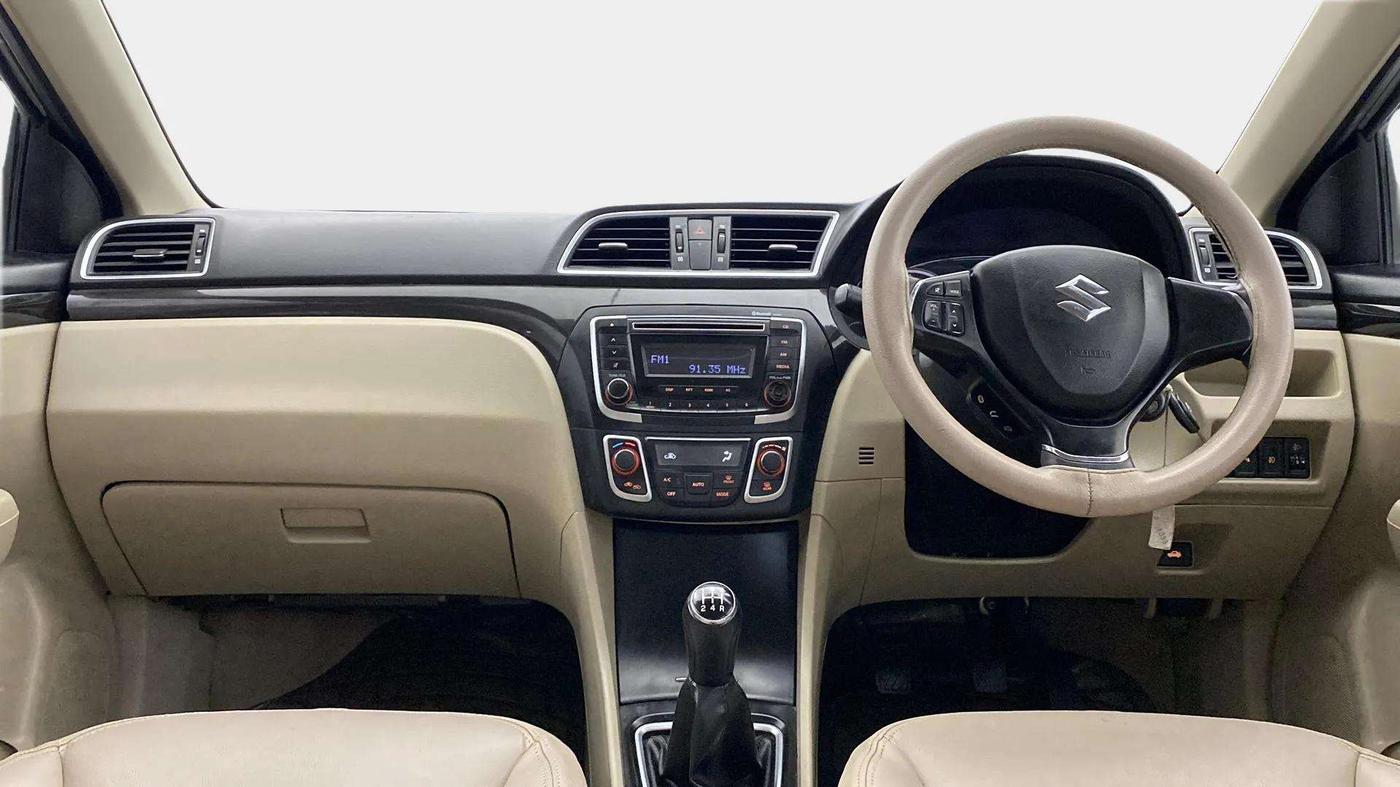 2014 Maruti Ciaz VXI+, Petrol, Manual, 33,001 km, Dashboard