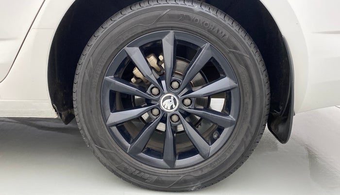 2017 Skoda Octavia 2.0 TDI STYLE PLUS AT, Diesel, Automatic, 97,547 km, Left Rear Wheel