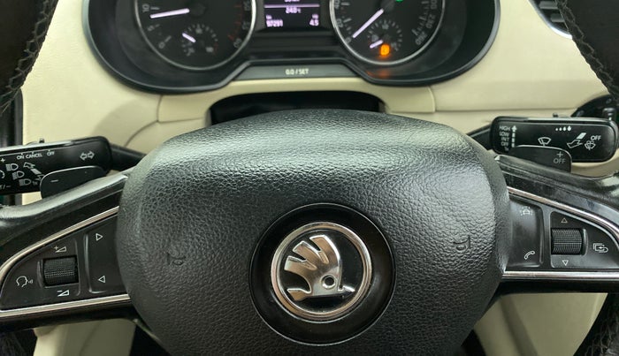 2017 Skoda Octavia 2.0 TDI STYLE PLUS AT, Diesel, Automatic, 97,547 km, Paddle Shifters