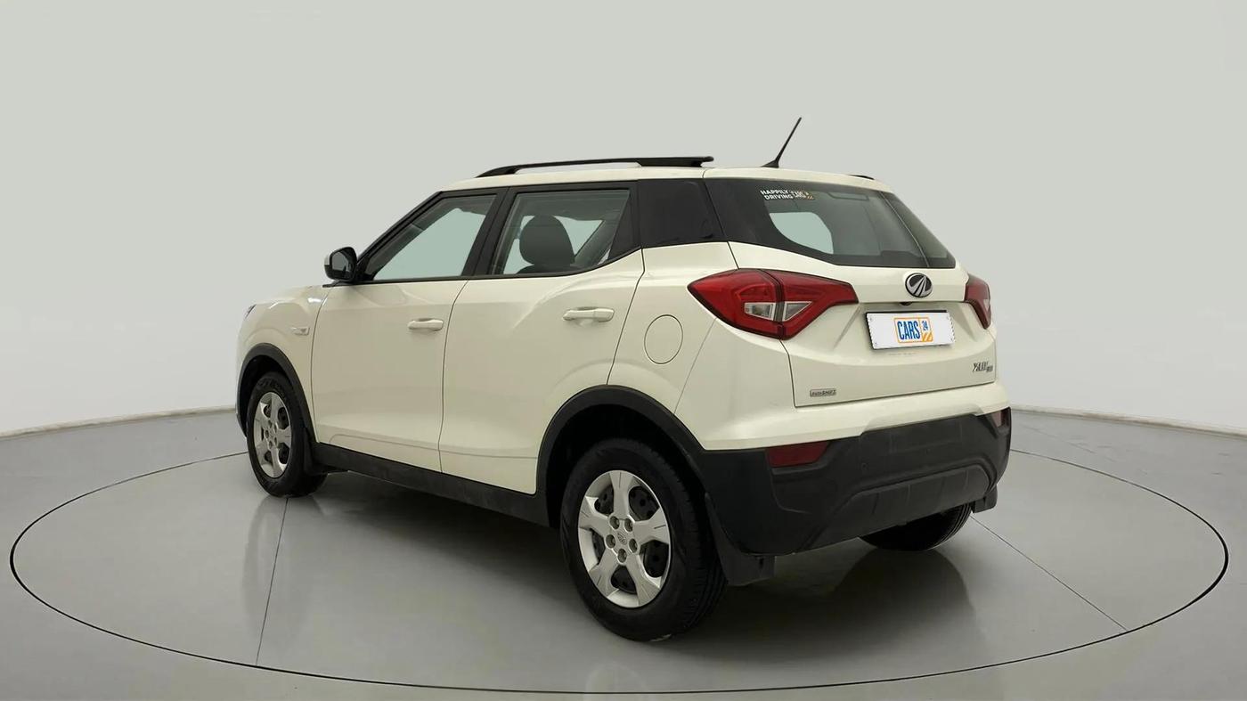 2022 Mahindra XUV300 W6 1.2 PETROL AMT, Petrol, Automatic, 15,960 km, Left Back Diagonal