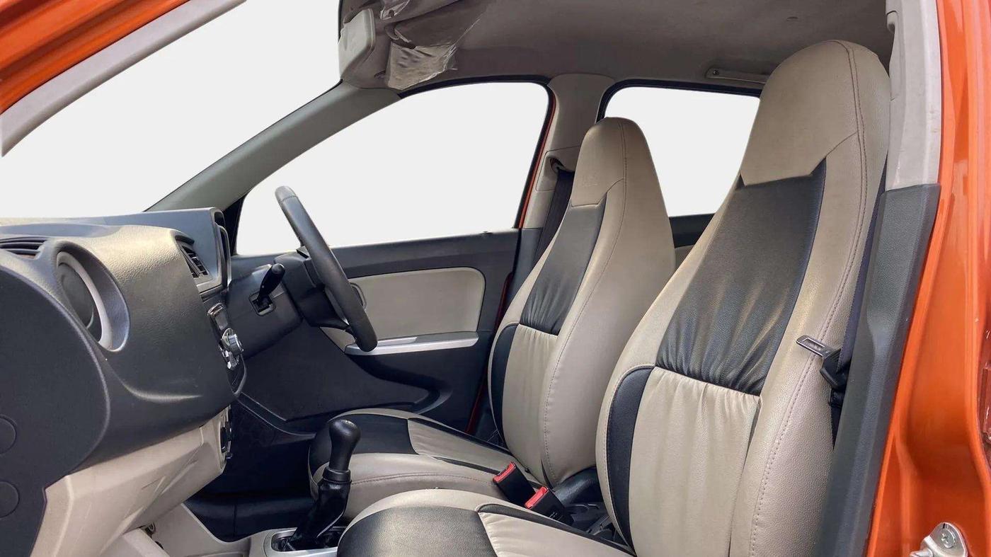 2015 Maruti Alto K10 VXI, Petrol, Manual, 16,041 km, Right Side Front Door Cabin