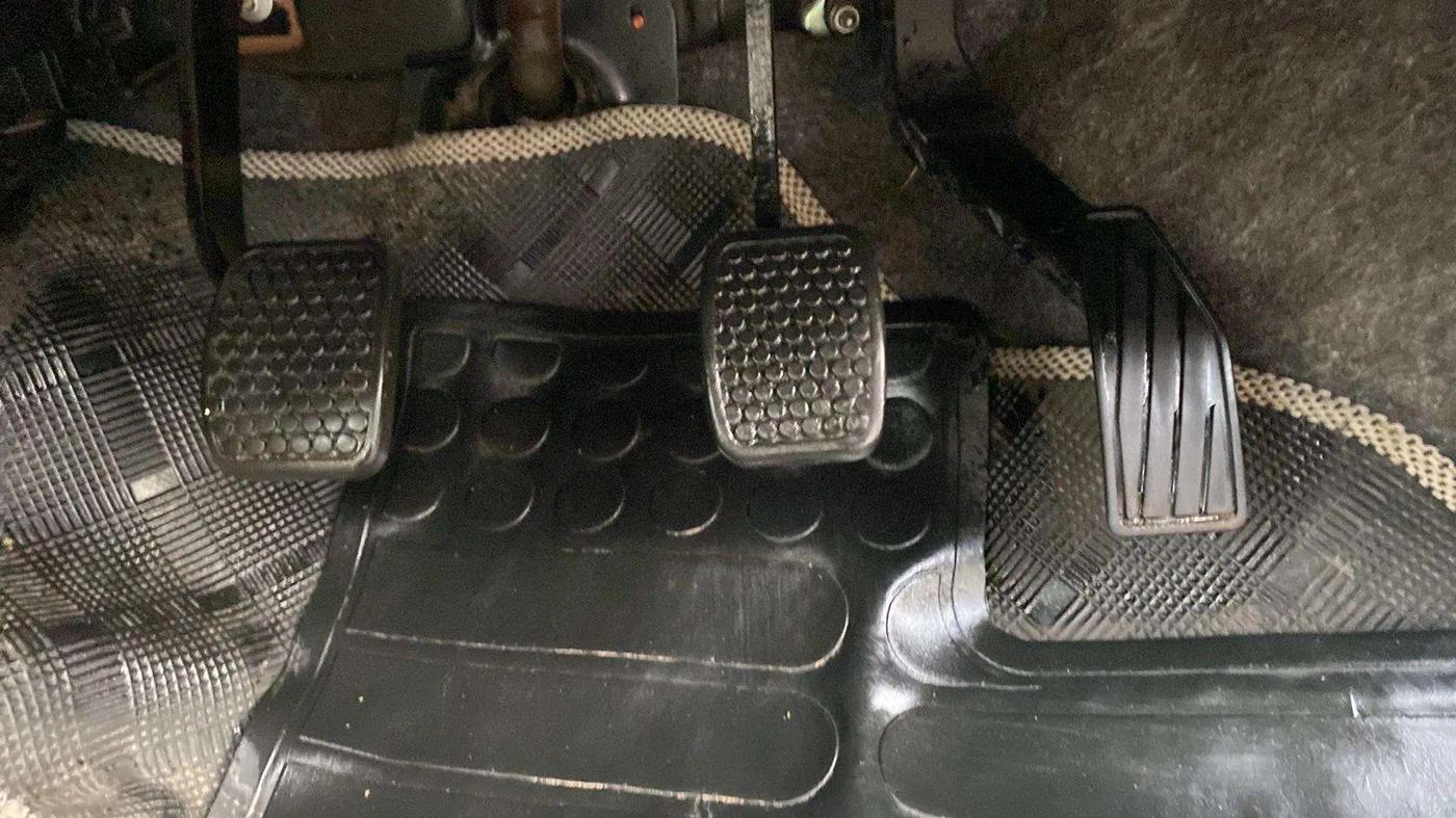 2015 Maruti Alto K10 VXI, Petrol, Manual, 16,041 km, Pedals