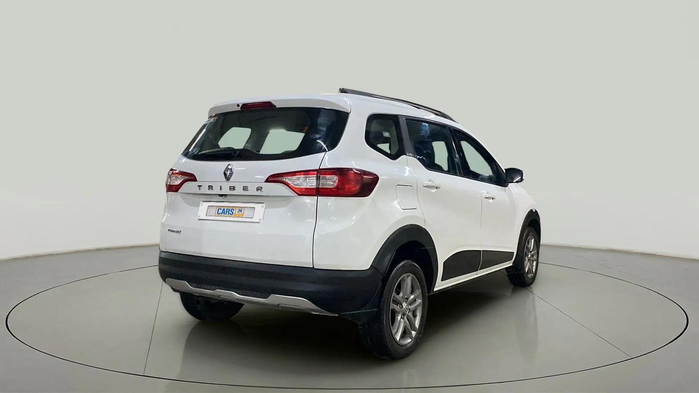 2019 Renault TRIBER RXZ, Petrol, Manual, 34,216 km, Right Back Diagonal