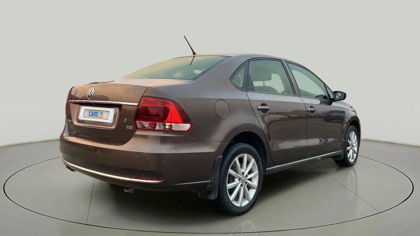 2017 Volkswagen Vento HIGHLINE PLUS 1.2 AT 16 ALLOY, Petrol, Automatic, 71,259 km, Right Back Diagonal