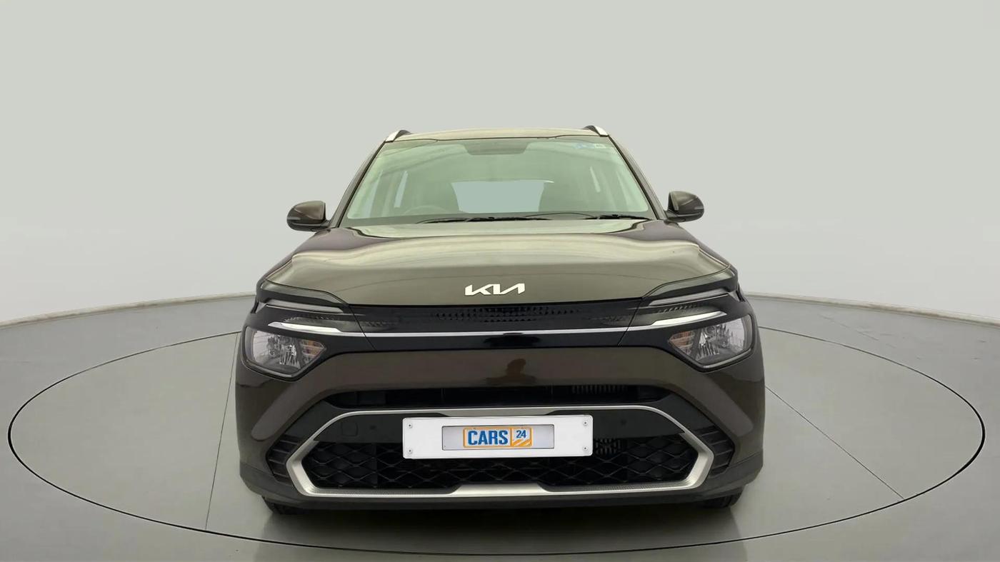 2022 KIA CARENS PRESTIGE PLUS 1.4 PETROL 7 STR, Petrol, Manual, 13,379 km, Front