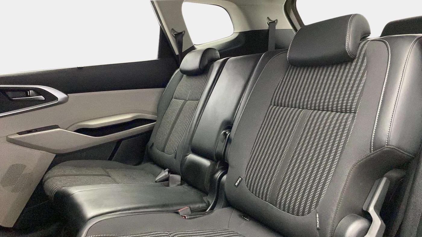 2022 KIA CARENS PRESTIGE PLUS 1.4 PETROL 7 STR, Petrol, Manual, 13,379 km, Right Side Rear Door Cabin