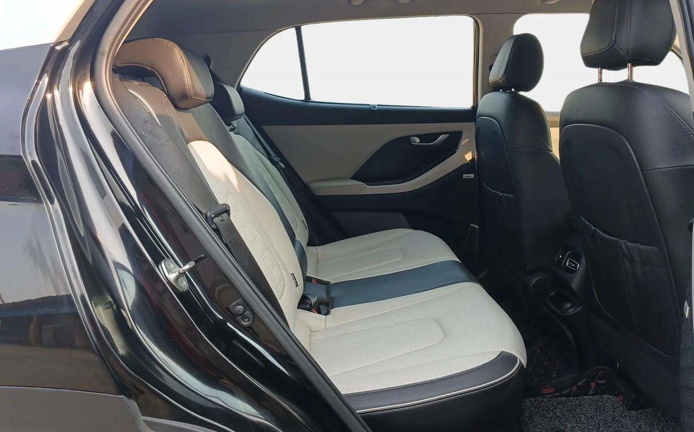 2021 Hyundai Creta SX (O) AT 1.5 DIESEL, Diesel, Automatic, 91,818 km, Right Side Rear Door Cabin