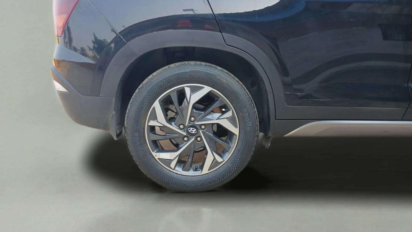 2021 Hyundai Creta SX (O) AT 1.5 DIESEL, Diesel, Automatic, 91,818 km, Right Rear Wheel