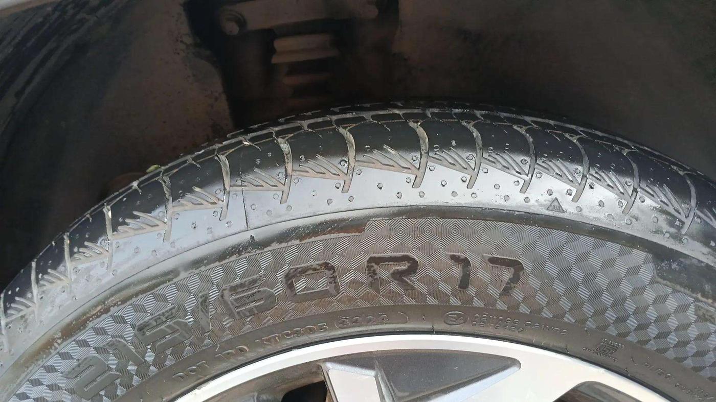 2021 Hyundai Creta SX (O) AT 1.5 DIESEL, Diesel, Automatic, 91,818 km, Left Rear Tyre Tread