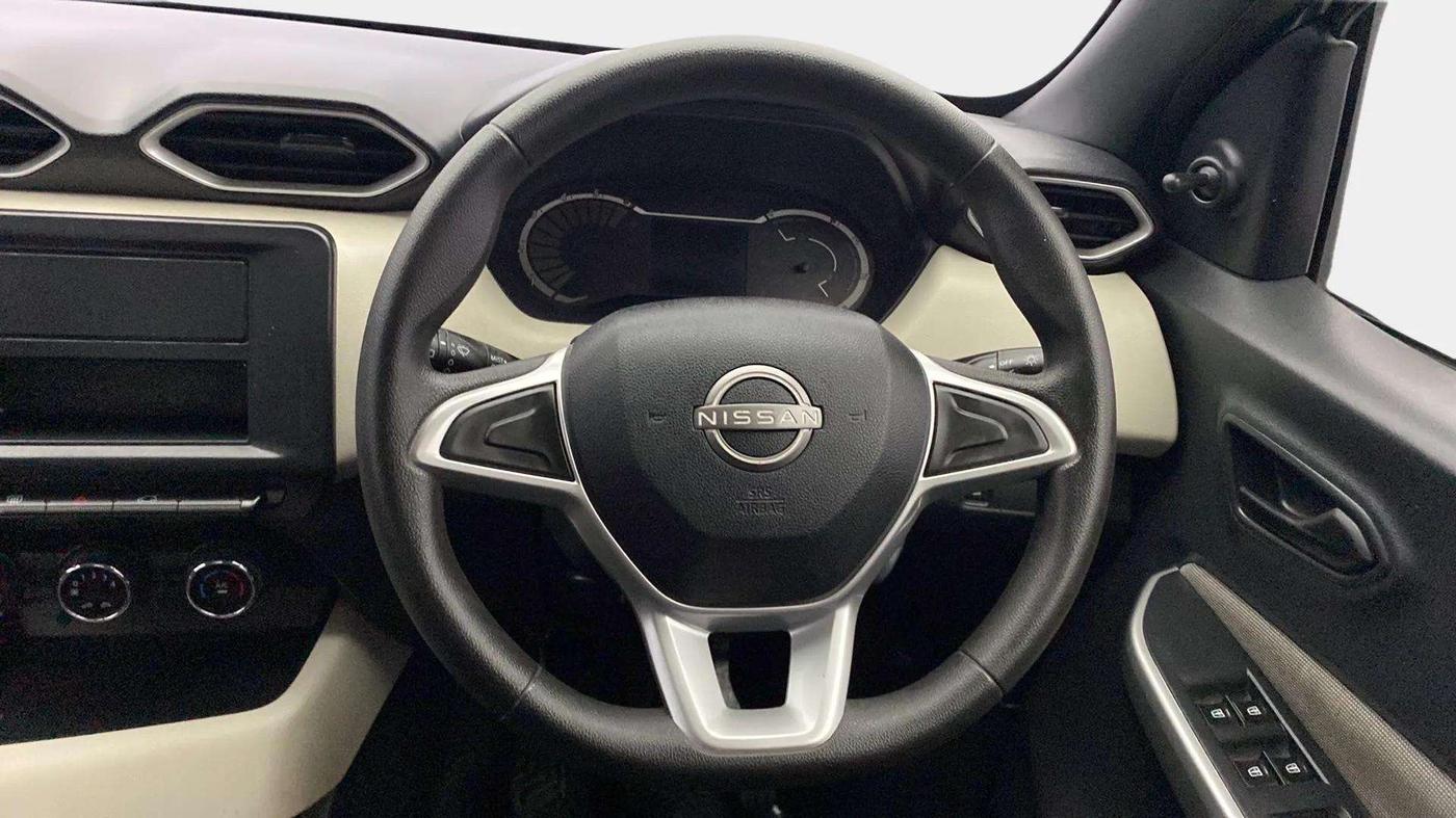 2023 Nissan MAGNITE XE, Petrol, Manual, 35,208 km, Steering Wheel Close Up
