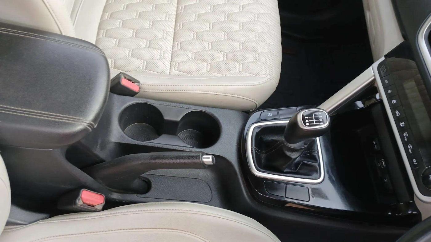 2021 KIA SELTOS HTX 1.5 DIESEL, Diesel, Manual, 69,782 km, Gear Lever