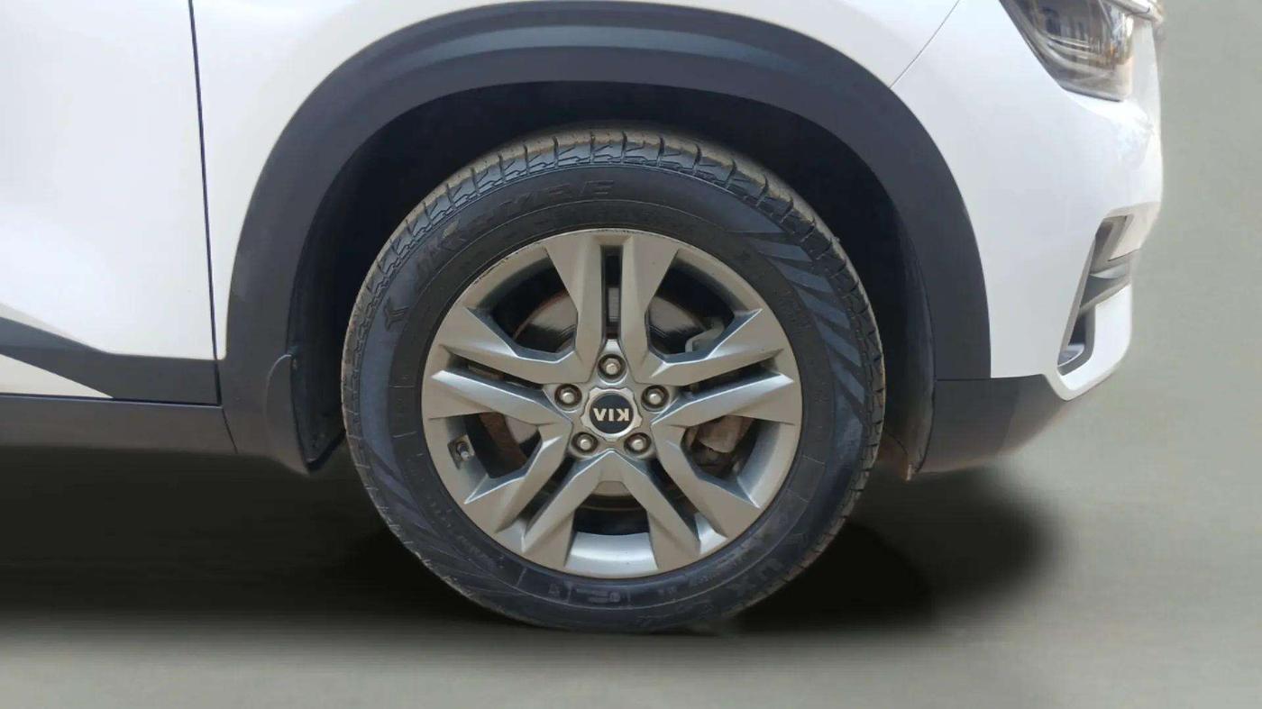 2021 KIA SELTOS HTX 1.5 DIESEL, Diesel, Manual, 69,782 km, Right Front Wheel