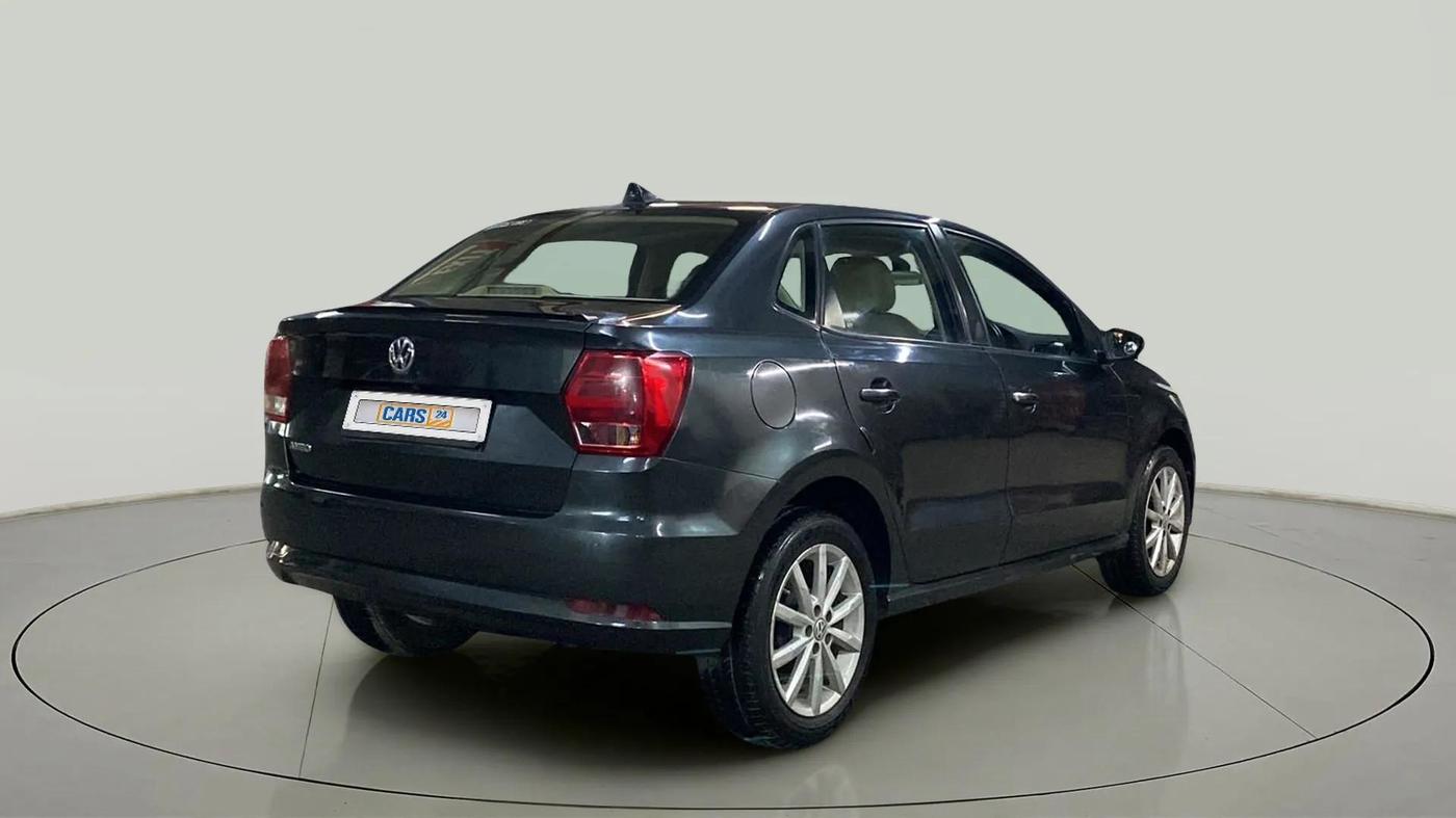 2017 Volkswagen Ameo HIGHLINE1.2L, Petrol, Manual, 42,994 km, Right Back Diagonal
