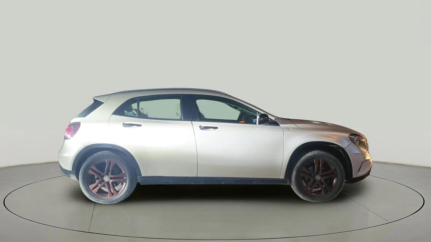 2015 Mercedes Benz GLA Class 200 CDI SPORT, Diesel, Automatic, 80,337 km, Right Side View