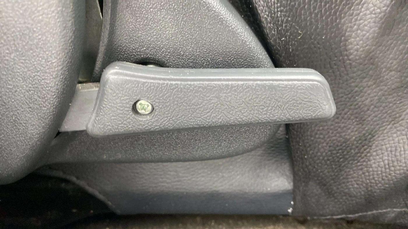 2018 Maruti Alto 800 LXI, Petrol, Manual, 7,182 km, Driver Side Adjustment Panel