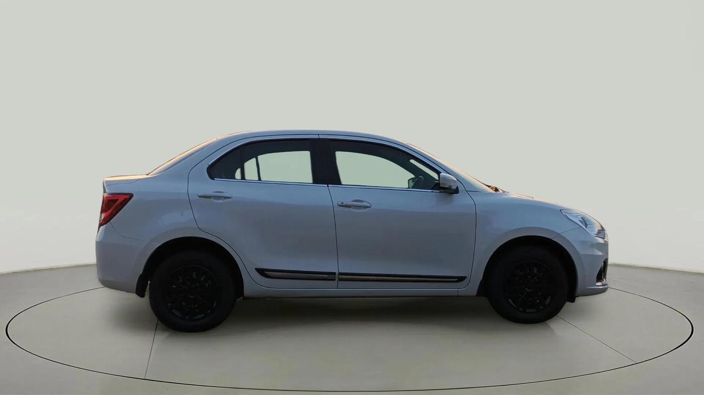 2022 Maruti Dzire VXI CNG, CNG, Manual, 49,909 km, Right Side
