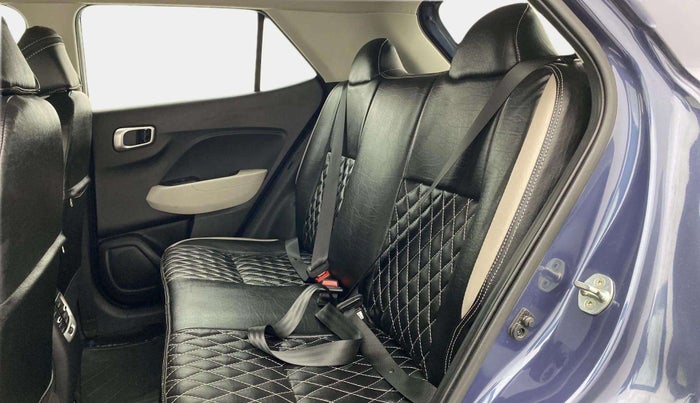 2022 Hyundai VENUE S (O) 1.0 TURBO IMT, Petrol, Manual, 10,293 km, Right Side Rear Door Cabin