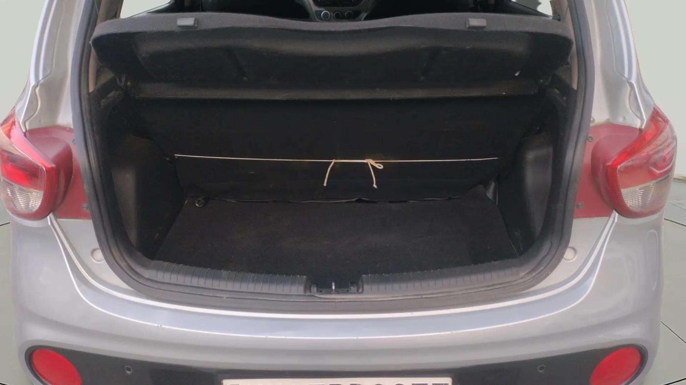 2019 Hyundai Grand i10 SPORTZ 1.2 KAPPA VTVT, Petrol, Manual, 22,978 km, Boot Inside