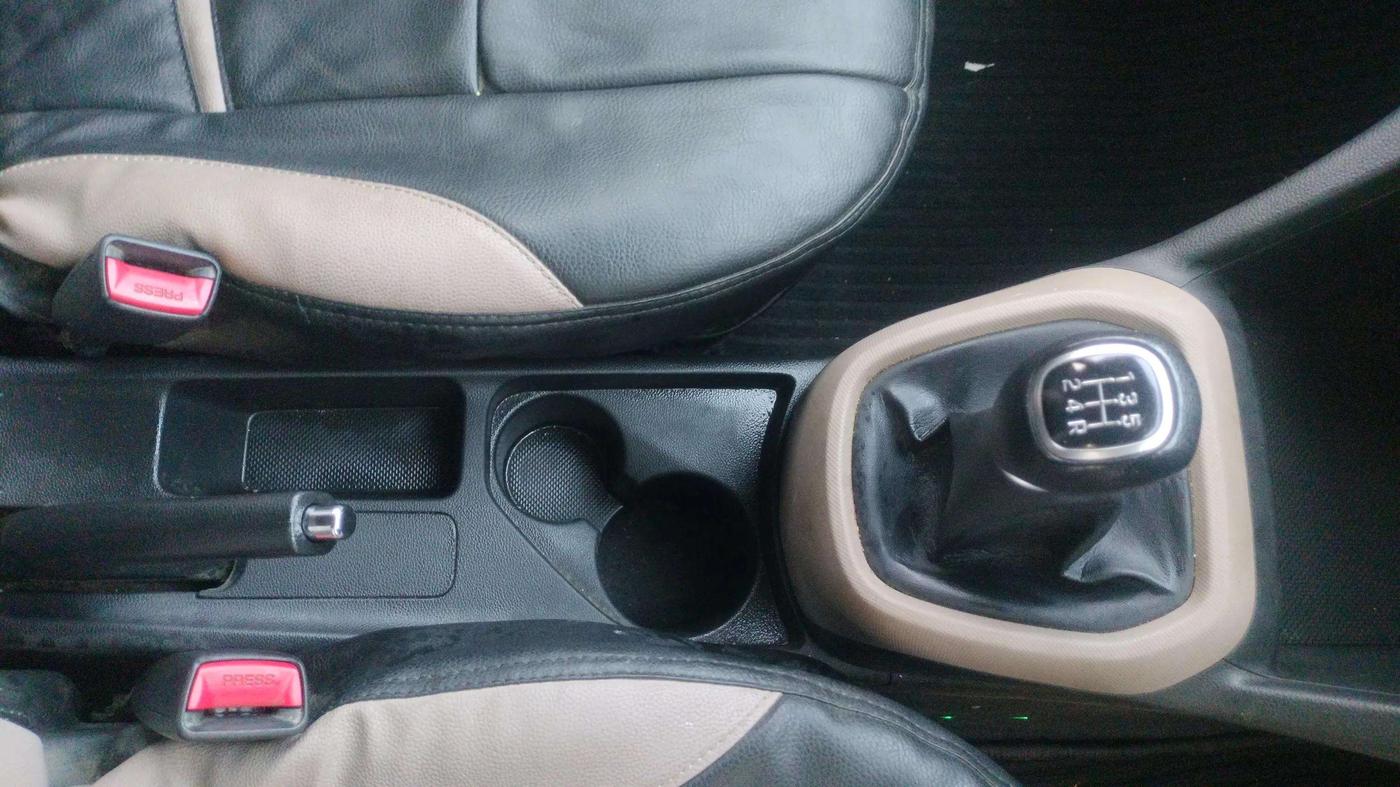 2019 Hyundai Grand i10 SPORTZ 1.2 KAPPA VTVT, Petrol, Manual, 22,978 km, Gear Lever