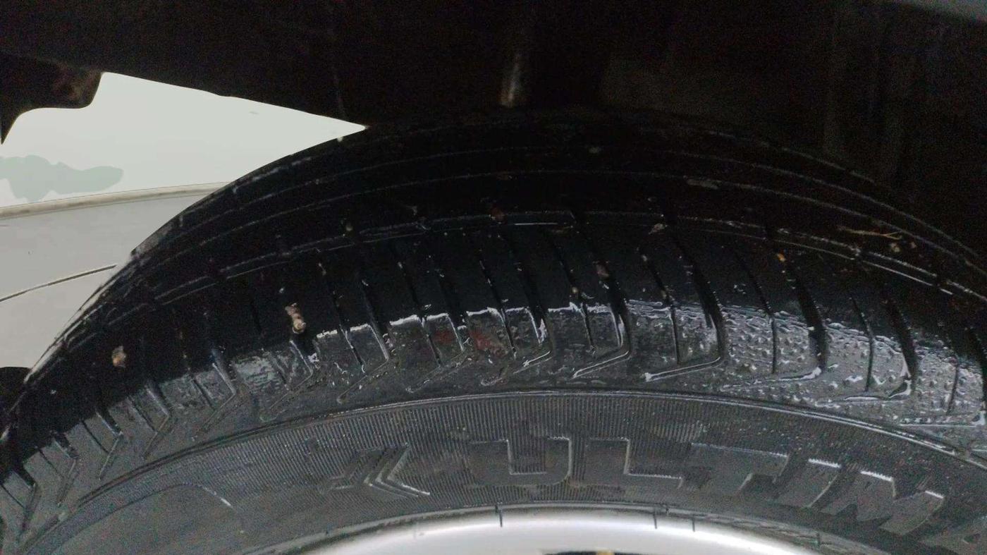 2018 Renault Kwid RXL 1.0, Petrol, Manual, 39,354 km, Right Rear Tyre Tread