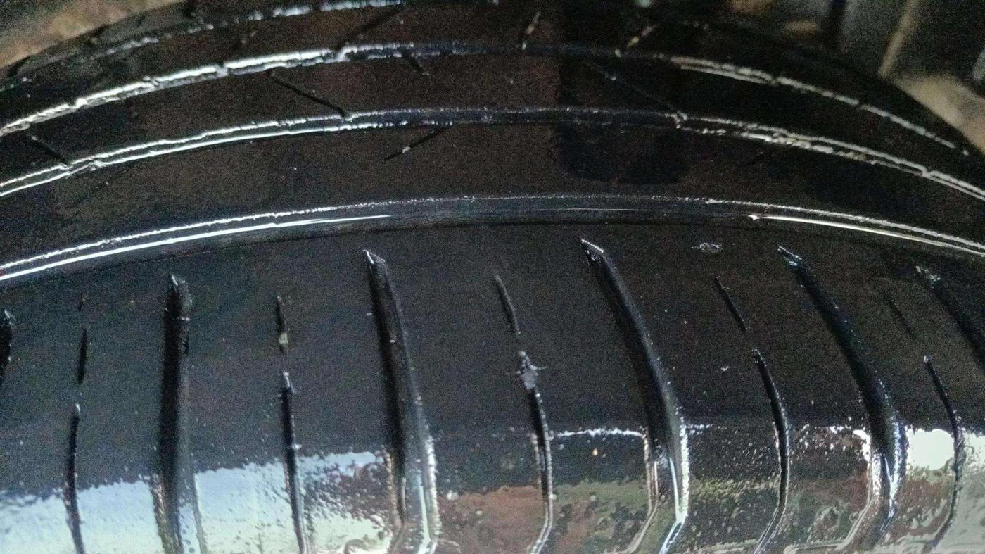 2017 Maruti S Cross ALPHA 1.3, Diesel, Manual, 74,584 km, Left Rear Tyre Tread
