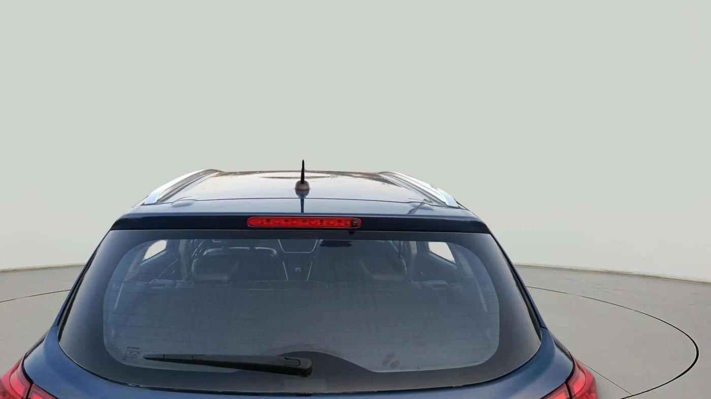 2017 Maruti S Cross ALPHA 1.3, Diesel, Manual, 74,584 km, Rear Windshield