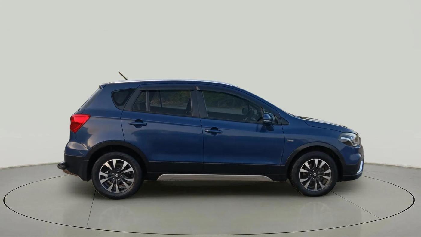 2017 Maruti S Cross ALPHA 1.3, Diesel, Manual, 74,584 km, Right Side View