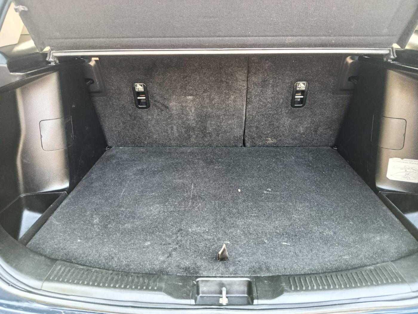 2017 Maruti S Cross ALPHA 1.3, Diesel, Manual, 74,584 km, Boot Open Zoomed View