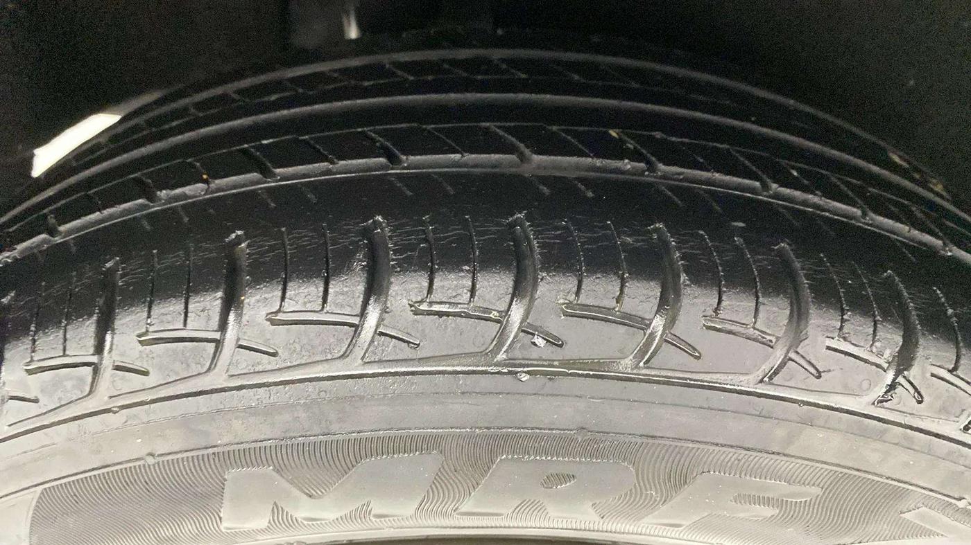 2018 Maruti Baleno DELTA PETROL 1.2, Petrol, Manual, 72,920 km, Right Rear Tyre Tread