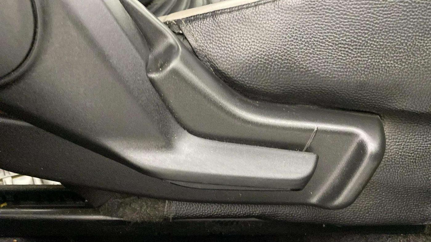 2018 Maruti Baleno DELTA PETROL 1.2, Petrol, Manual, 72,920 km, Driver Side Adjustment Panel