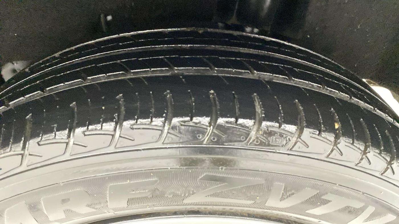 2018 Maruti Baleno DELTA PETROL 1.2, Petrol, Manual, 72,920 km, Left Rear Tyre Tread