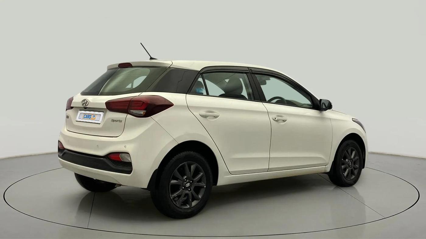 2020 Hyundai Elite i20 SPORTZ PLUS 1.2, Petrol, Manual, 21,788 km, Right Back Diagonal