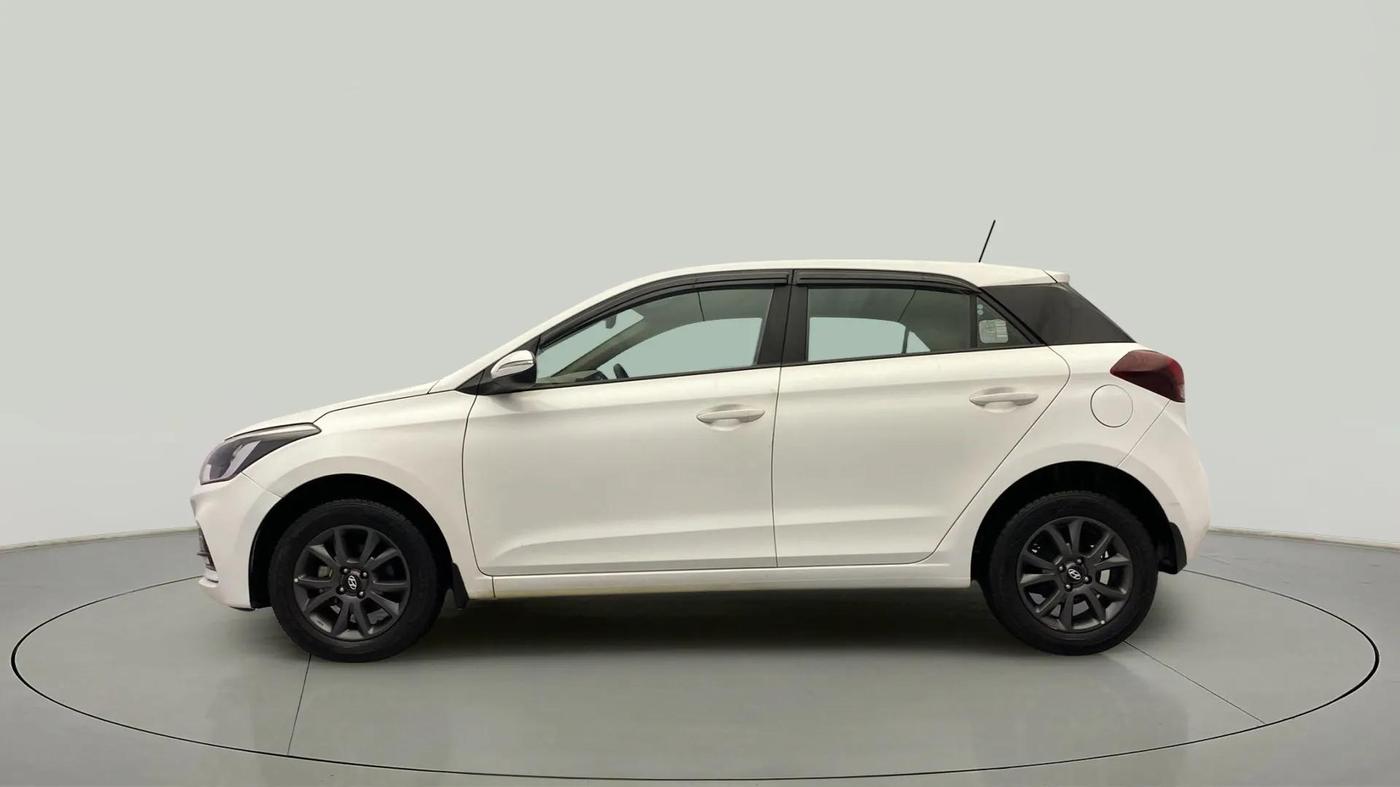 2020 Hyundai Elite i20 SPORTZ PLUS 1.2, Petrol, Manual, 21,788 km, Left Side