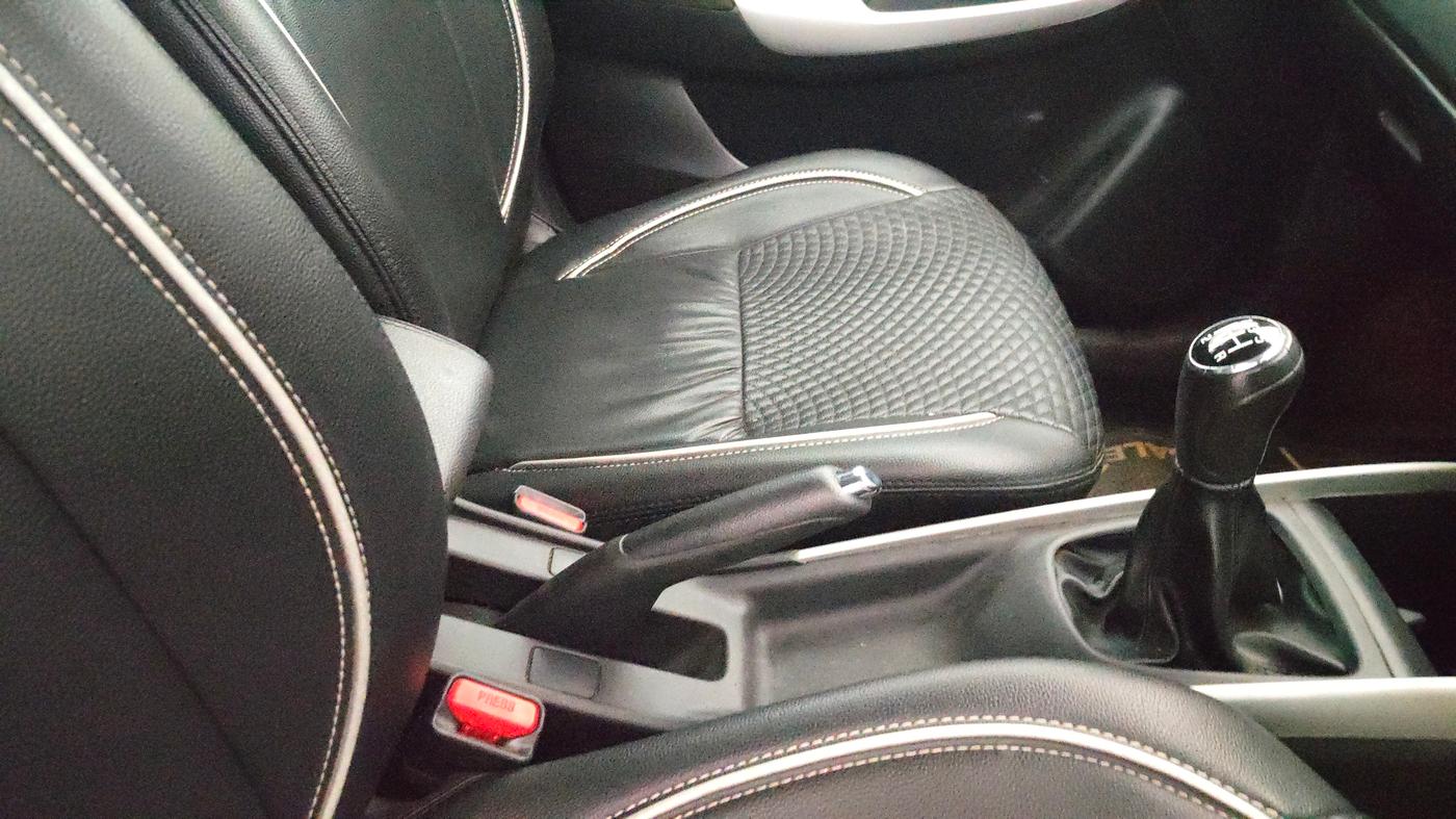 2019 Maruti Baleno ZETA PETROL 1.2, Petrol, Manual, 62,471 km, Gear Lever
