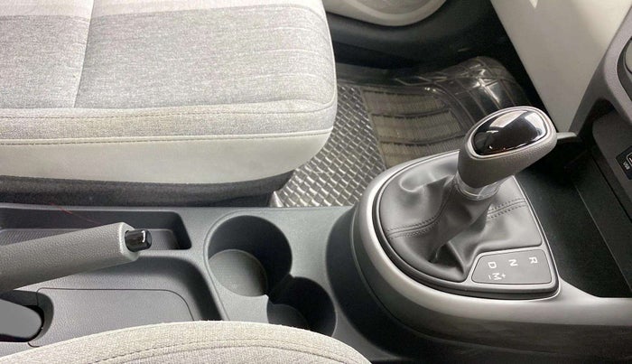 2019 Hyundai GRAND I10 NIOS SPORTZ AMT 1.2 KAPPA VTVT, Petrol, Automatic, 29,508 km, Gear Lever