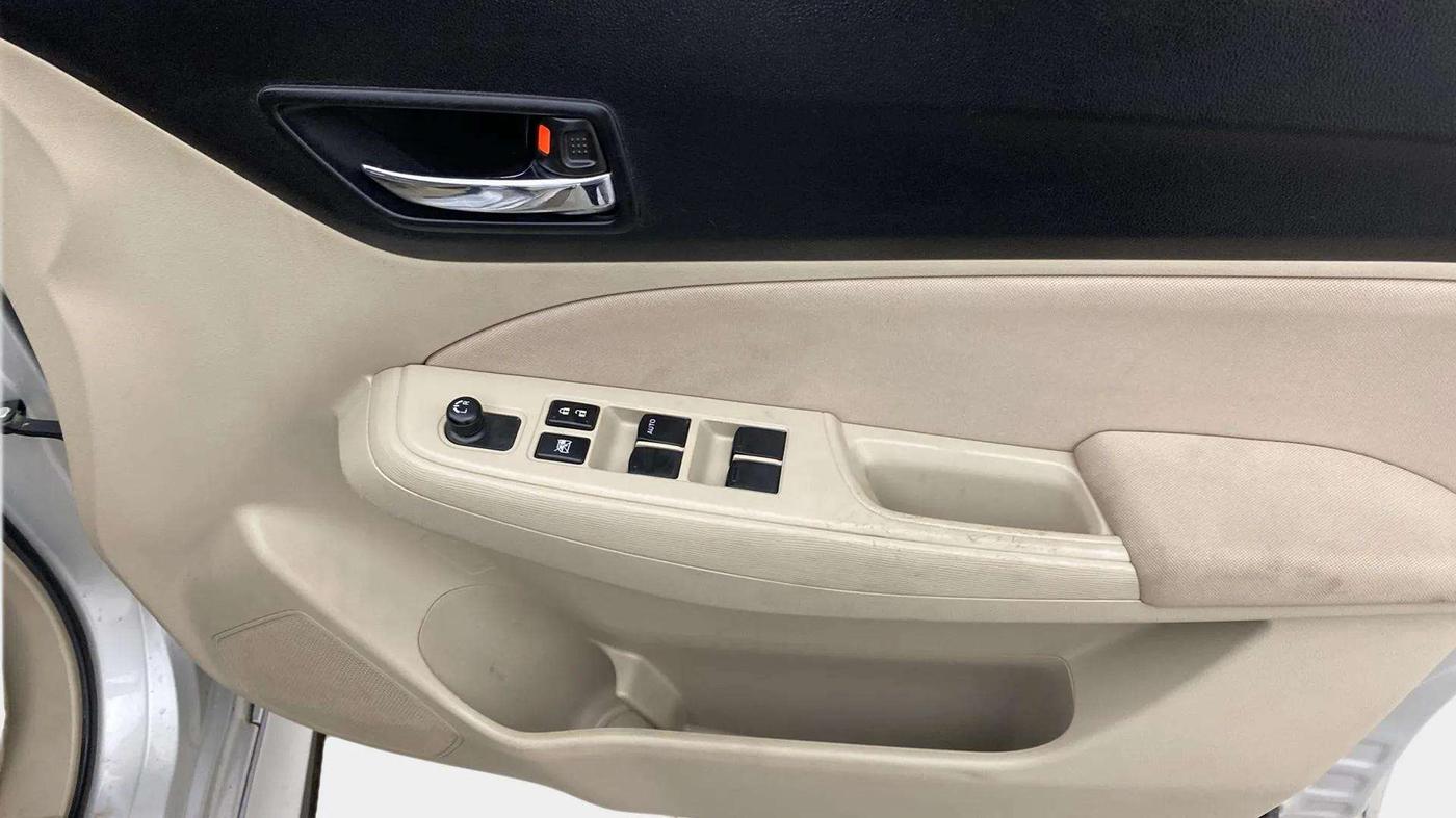 2019 Maruti Dzire VXI, Petrol, Manual, 60,947 km, Driver Side Door Panels Control