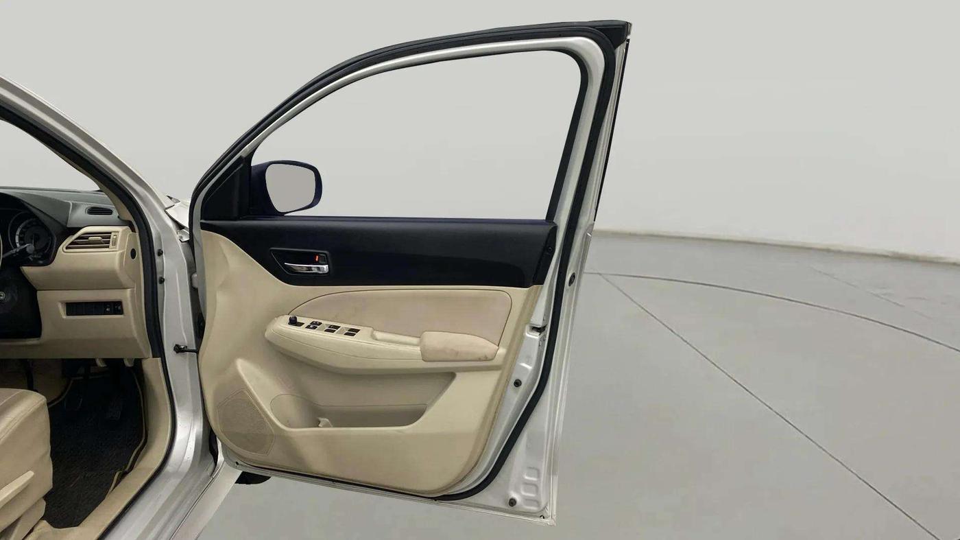 2019 Maruti Dzire VXI, Petrol, Manual, 60,947 km, RHS Front Door