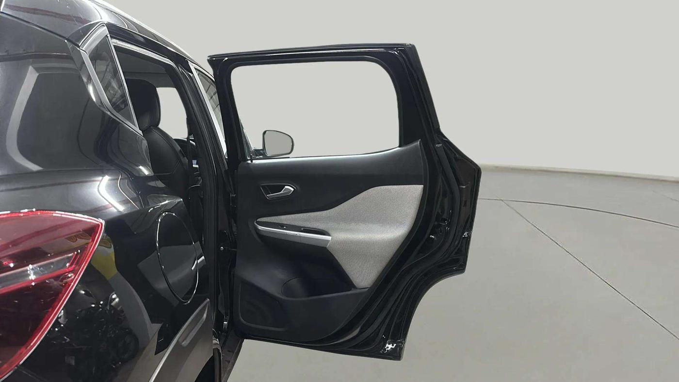 2022 Nissan MAGNITE XV EXECUTIVE, Petrol, Manual, 17,899 km, RHS Rear Door
