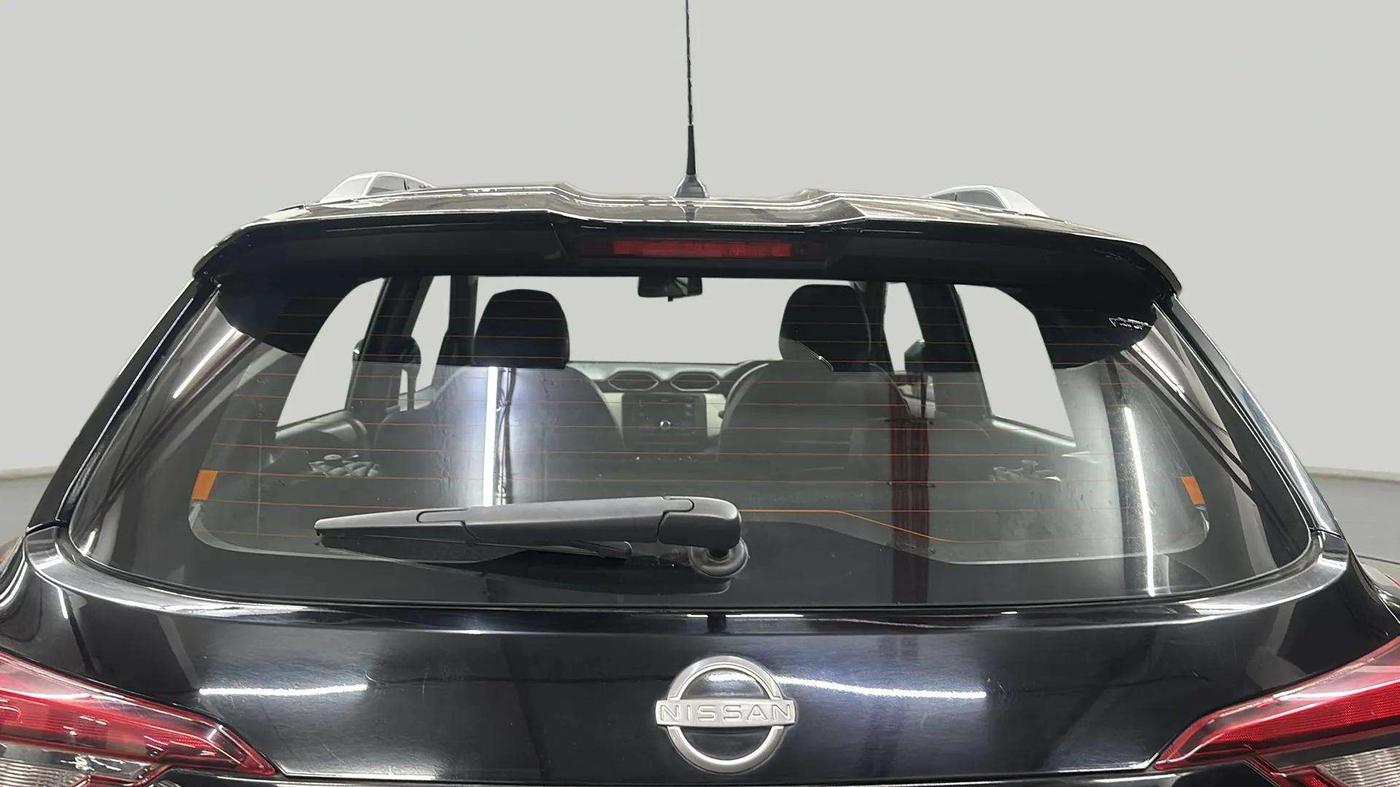 2022 Nissan MAGNITE XV EXECUTIVE, Petrol, Manual, 17,899 km, Rear Windshield