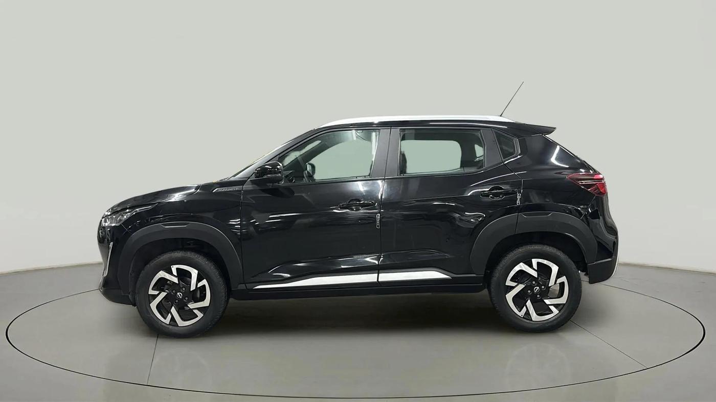 2022 Nissan MAGNITE XV EXECUTIVE, Petrol, Manual, 17,899 km, Left Side