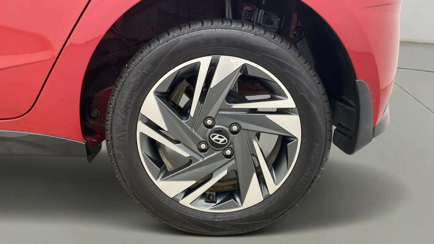 2023 Hyundai NEW I20 ASTA 1.2 MT, Petrol, Manual, 19,252 km, Left Rear Wheel