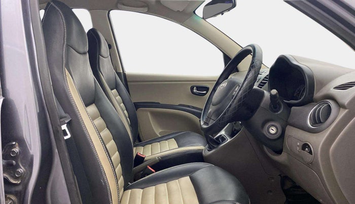 2013 Hyundai i10 SPORTZ (O) 1.2, Petrol, Manual, 55,859 km, Right Side Front Door Cabin