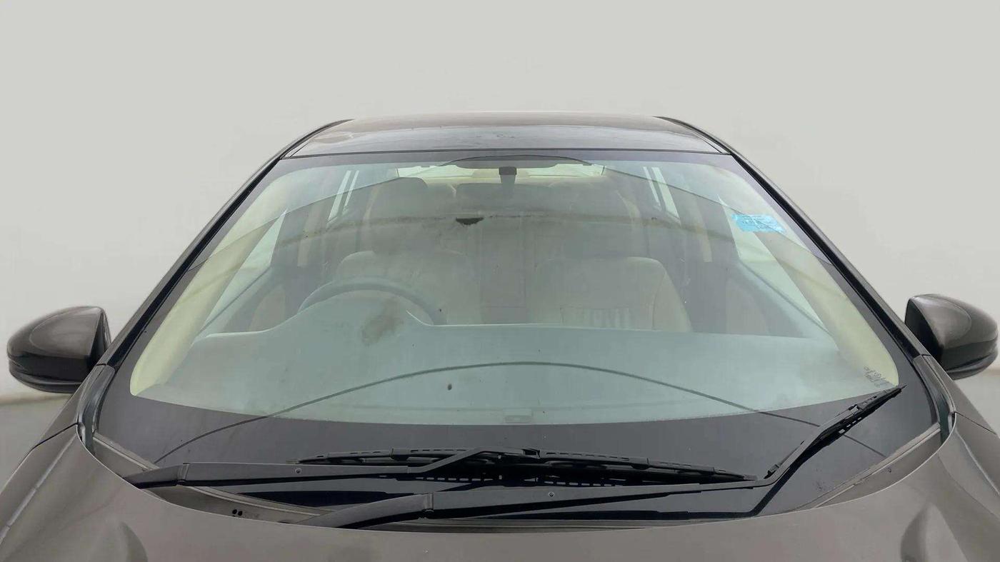 2015 Honda City 1.5L I-VTEC V MT, Petrol, Manual, 60,958 km, Front Windshield