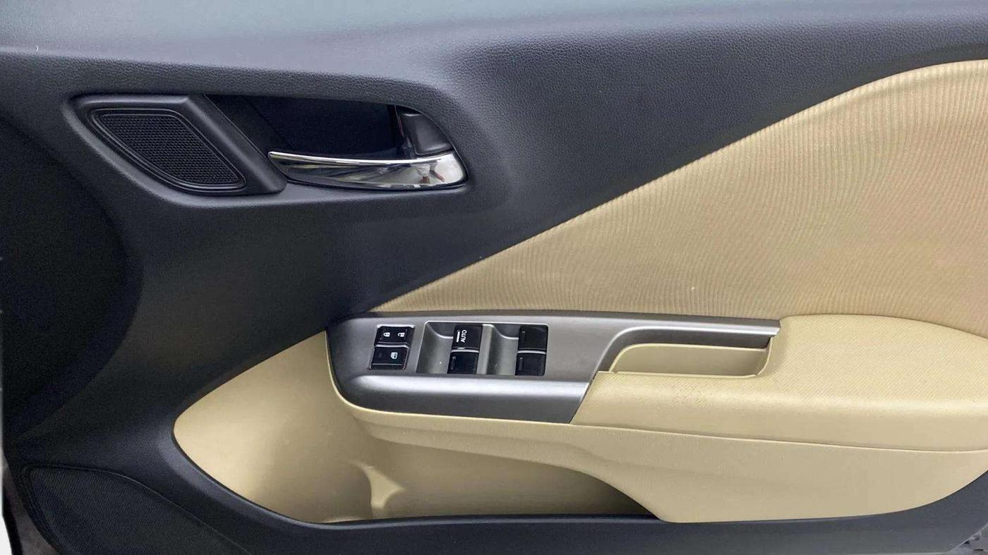 2015 Honda City 1.5L I-VTEC V MT, Petrol, Manual, 60,958 km, Driver Side Door Panels Control