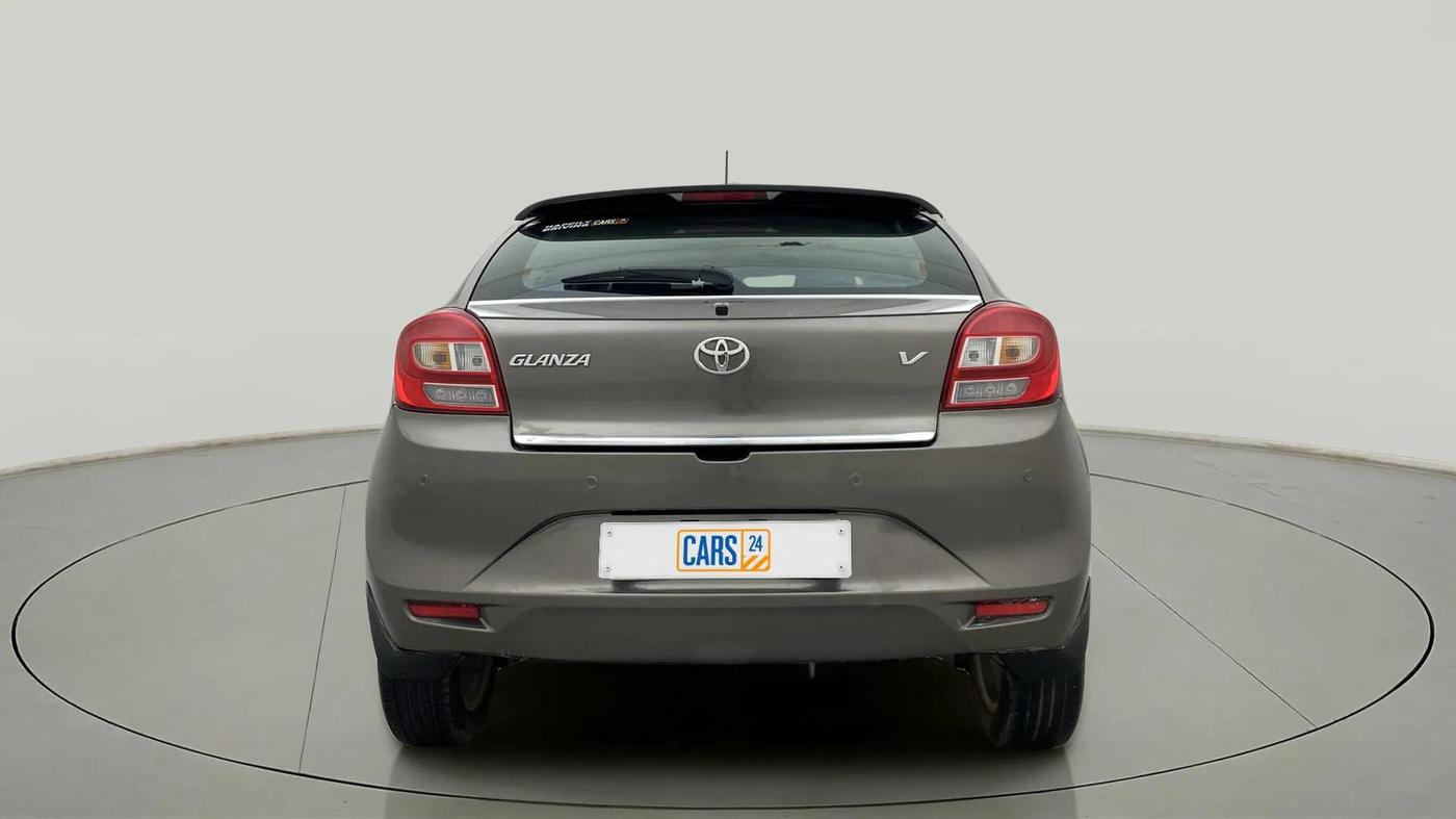 2022 Toyota Glanza V, Petrol, Manual, 66,697 km, Back/Rear